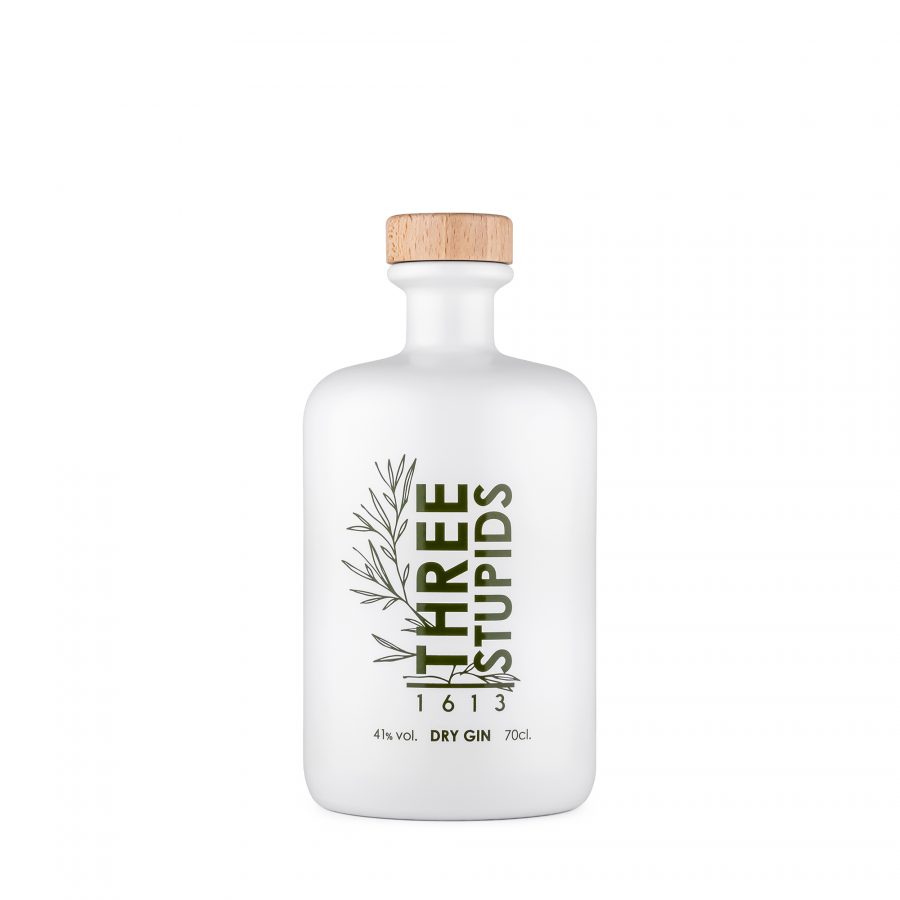 THREE STUPIDS GIN